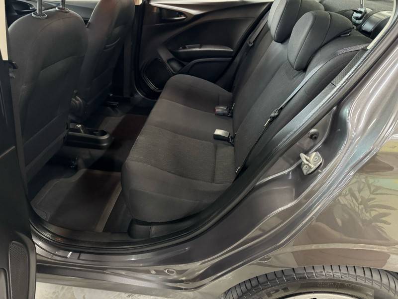 FIAT - CRONOS - 2022/2022 - Cinza - R$ 72.900,00