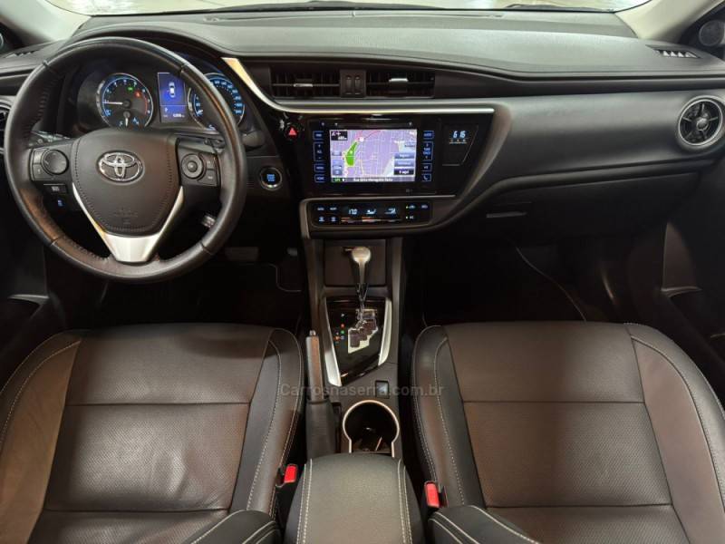 TOYOTA - COROLLA - 2019/2019 - Prata - R$ 108.900,00