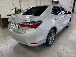 TOYOTA - COROLLA - 2019/2019 - Prata - R$ 108.900,00