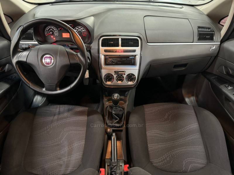 FIAT - PUNTO - 2012/2012 - Preta - R$ 35.900,00